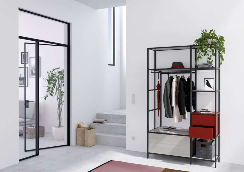 Schlichtes und modernes Design mit dem Schriftzug 'home & LIVING'. Der Hintergrund zeigt eine minimalistische Innenraumgestaltung mit stilvollen Möbelillustrationen und Wohnaccessoires, die eine gemütliche und elegante Atmosphäre vermitteln