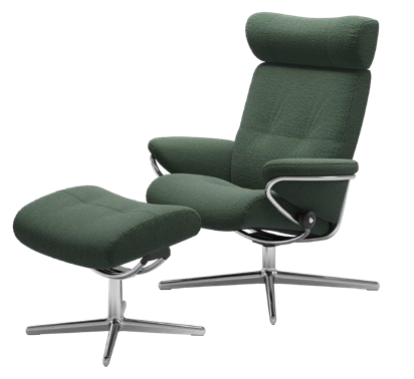 Stressless Berlin in Emerald Green mit verstellbarer Kopfstütze, Hocker und Chrom‑Cross‑Untergestell.